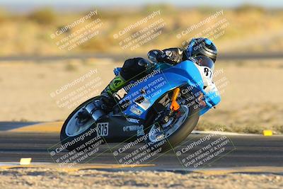 media/Nov-17-2024-CVMA (Sun) [[1fec520723]]/Race 18-Supersport Middleweight/